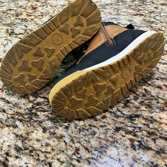 Boys Winter Boots 4Y with zipper - Picture 5 of 6